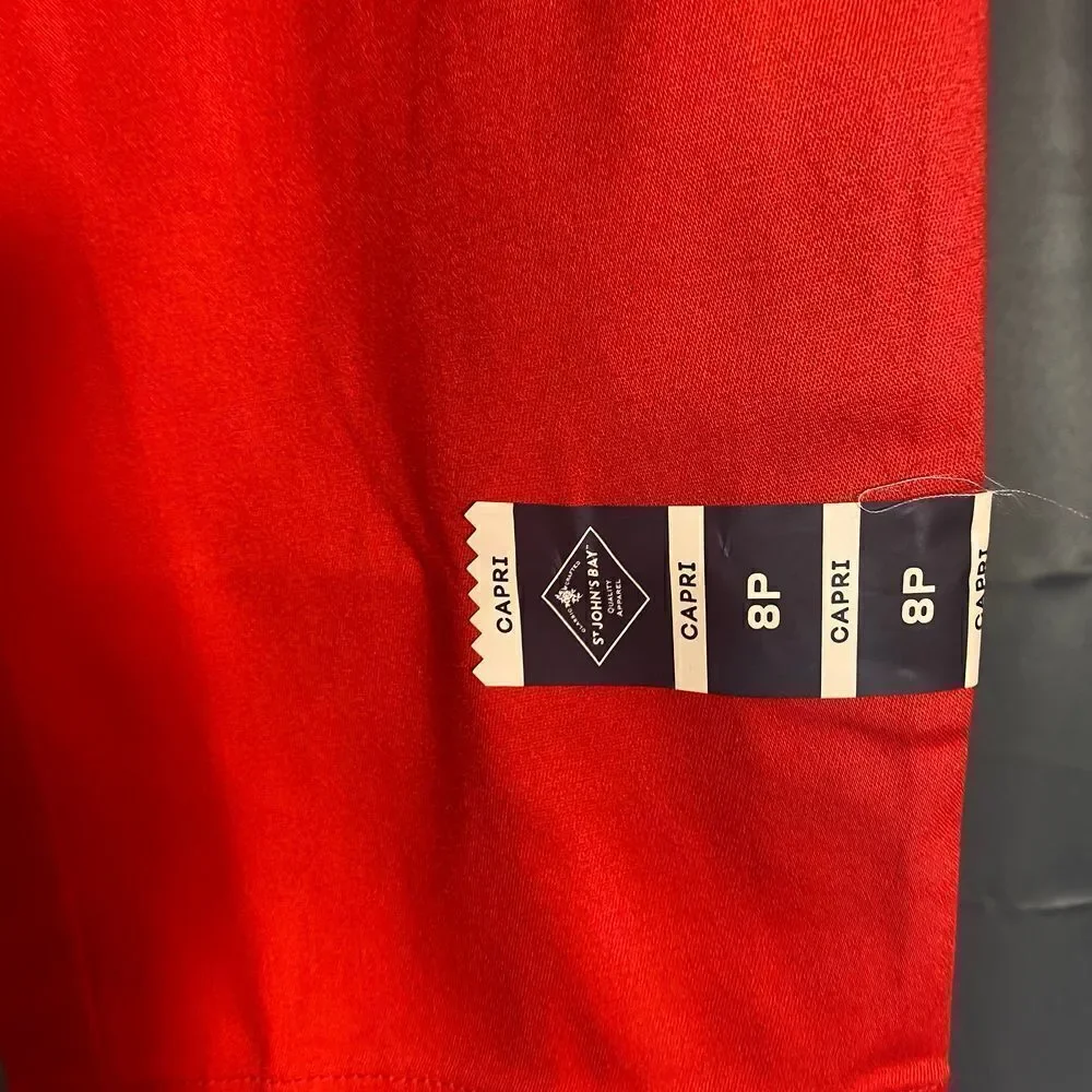 NWT St. John’s Bay Red Capri Pants Size 8P